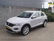 Volkswagen T-Roc - 1.5 TSI Sport Adoptieve Cruise Beats Audio Digital Cockpit T