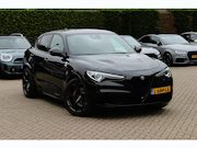 Alfa Romeo Stelvio - 2.9 V6 AWD Quadrifoglio / Camera / Navigatie / Harman Kardon