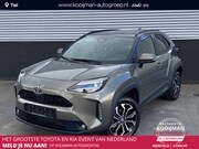 Toyota Yaris Cross - 1.5 Hybrid 115 First Edition Stoel- & stuurwiel verwarming,