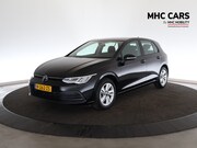 Volkswagen Golf - 1.0 eTSI Life | Carplay | Adaptive Cruise Control | Parkeers