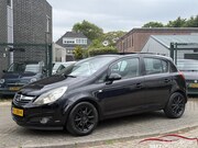 Opel Corsa - 1.4-16V Cosmo Panoramadak / CarPlay