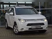 Mitsubishi Outlander - Mitsubishi Outlander PHEV Instyle+ | Leder | Dak |