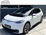 Volkswagen ID.3 - Pro 58 kWh 145pk LED Matrix Navigatie Apple Carplay Stoelver