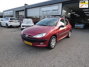 Peugeot 206 - 1.4 Gentry|Automaat|Airco|5 Deurs|Dakraam|Trekhaak|Meeneempr