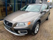 Volvo XC70 - 3.2 Summum Automaat 4WD / LEER / XENON / TREKHAAK