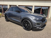 Volkswagen T-Roc - Sport | Blackstyle | 19' Suzuka | Led | Pano | Navi | Cruise