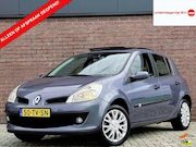 Renault Clio - 1.6-16V PRIVILEGE | NL-AUTO | DEALER OH | PANO!