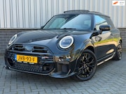 MINI Cooper - 1.5 C Classic M John Cooper Works |Pano|Automaat|HeadUp|Carp
