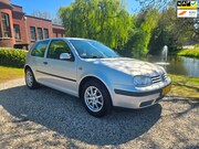 Volkswagen Golf - 1.4-16v UNIEK *114.000km* apk:05-2027