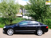 Skoda Superb - 1.8 TSI Elegance 161pk Leder Navi Schuifdak Xenon Trekhaak