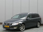 Volvo V70 - 2.0 T4 AUT Inscription Edition Schuifdak / Trekhaak / Stoelv