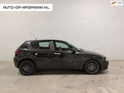 Alfa Romeo 147 - 2.0 T.Spark Distinctive 5drs. Clima Cruise APK