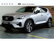 Volvo XC40 - B4 Plus Dark | Trekhaak Semi-elektrisch | Adaptieve Cruise C