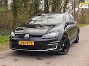 Volkswagen Golf - 1.4 TSI | DSG + Cruise control + Navi Nu € 10.500,