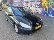 Peugeot 307 - 1.6-16V XR airco elektrische ramen cv trekhaak rijd heerlijk