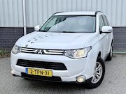 Mitsubishi Outlander - 2.0 Intense Automaat Airco Cruise PDC NAP