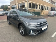 Volkswagen T-Roc - 1.5 TSI 2xR-Line Panorama trekhaak 2023