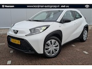 Toyota Aygo X - 1.0 VVT-i MT Play | camera achter| Apple Carplay | Lane assi