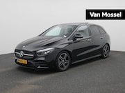 Mercedes-Benz B-klasse - 180 AMG Line AUTOMAAT | PANORAMADAK | CAMERA | NAVIGATIE | L