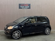 Volkswagen Up! - 1.0 high up! 2015 AUTOMAAT CRUISE AIRCO PDC NAVI