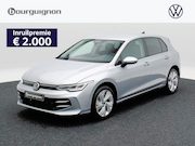 Volkswagen Golf - Life Edition 1.5 eHybrid 204 PK | Trekhaak | Stoel- & Stuurv