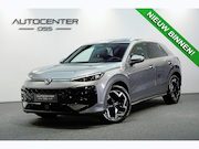 Volkswagen T-Roc - 1.5 eTsi DSG R-Line | CAMERA | ACC | APPLE CARPLAY / ANDROID