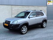 Hyundai Tucson - 2.0i Dynamic World Cup edition LEDER+CRUISE CONTROL+CLIMATE