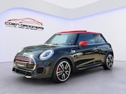 MINI John Cooper Works - 2.0 Cooper /Apple Carplay/Panodak/Schaalstoelen/H&K Audio/HU