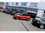 Renault Captur - 0.9 TCe Helly Hansen / Full Options / RED PACK ! ! !