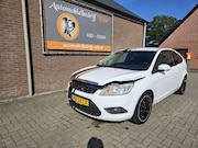 Ford Focus - 1.6-16V Ambiente (start niet)