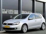 Volkswagen Golf - 2.0 TDI Navi