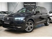 Volkswagen Tiguan - 2.0 TSI 4Motion 3x R-Line * Pano - Trekhaak - Virtual - 360°