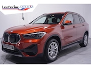 BMW X1 - sDrive18i Executive Edition NAP Navi Led koplampen Head-up T