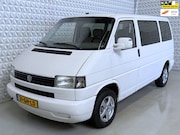 Volkswagen Transporter - 2.5 5-cilinder 9-persoons (2000)