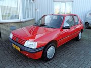 Peugeot 205 - 1.1 Forever 19.920KM