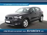 Volvo XC40 - 2.0 D3 Momentum *Navigatie*Trekhaak*Standkachel