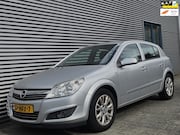 Opel Astra - 1.6 Temptation 11-2008 Reflexzilver Metallic