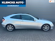 Mercedes-Benz C-klasse - Sportcoupé 180 K AUTOMAAT Panoramadak Leer Cruise ctrl Schui