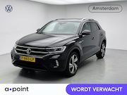 Volkswagen T-Roc - 1.5 TSI R-Line Business+ 150 pk DSG | Panoramadak | navigati