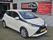 Toyota Aygo - 1.0 VVT-i x play Toyota Aygo, 1.0i VVT-i x-play