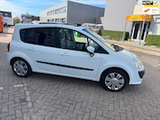 Renault Grand Modus - 1.2 TCE Dynamique ((( nieuwe koppakking vervangen )))