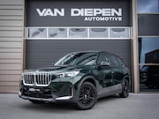 BMW iX1 - xDrive30 67 kWh - Camera l Trekhaak l Keyless l Carplay