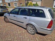 Ford Focus - 1.6-16V Futura