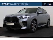 BMW X2 - sDrive20i M Sport Automaat / Trekhaak / Panoramada