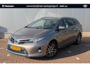 Toyota Auris - Touring Sports 1.8 Hybrid Dynamic All- Season banden |Camera