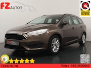 Ford Focus - Wagon 1.0 Trend - Navigatie - Parkeersensoren - Aircondition