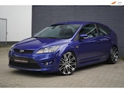 Ford Focus - 2.5 ST 5 cilinder 225pk, Leder, 19 inch, verlaagd