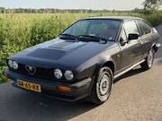 Alfa Romeo GTV - 6 2.5