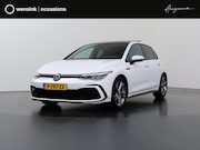 Volkswagen Golf - 1.5 eTSI R-Line Business+ | Trekhaak | Panoramadak | Stoel/S