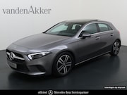Mercedes-Benz A-klasse - 200 Luxury 164pk // Panoramadak // Carplay // Sfeerverlichti